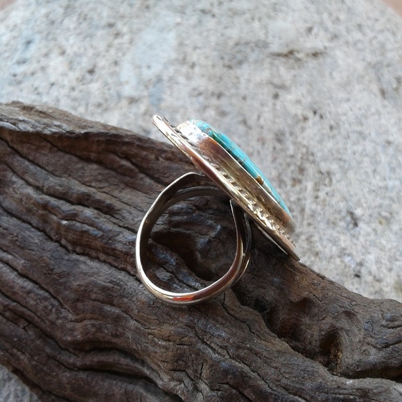 Sterling Silver Vintage  'HUGE STONE' TURQUOISE RING - Picture 6 of 16